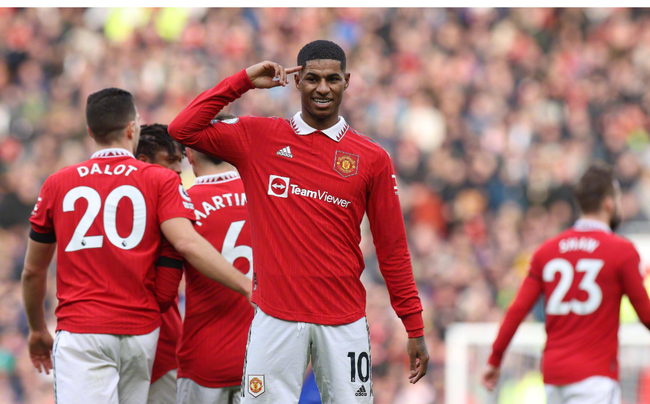 赛季的表现 赛季的表现